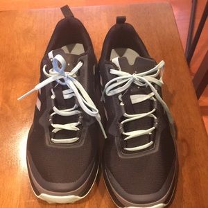 New women’s adidas shoes! Size 9